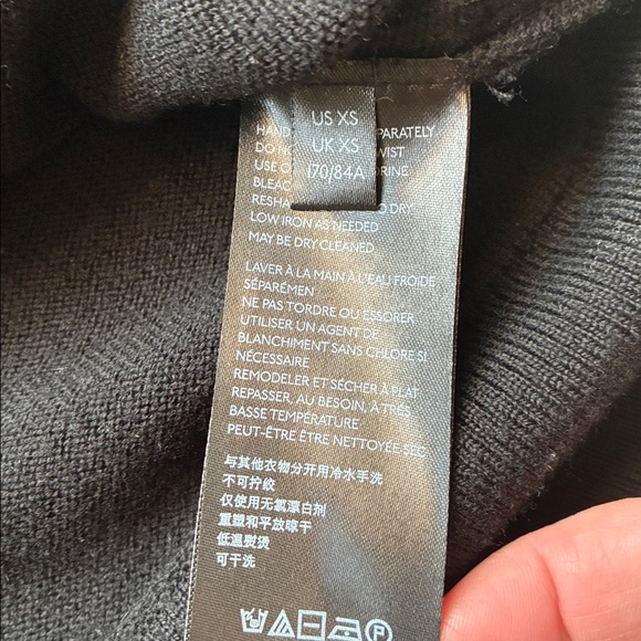 Anthropologie Women’s Black Oversized Merino Wool Sweater Size XS - Picture 7 of 11